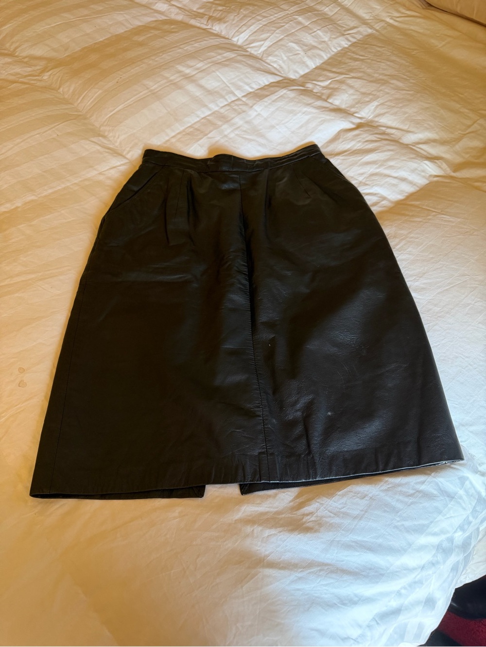 Women’s Black A-Line Faux-Leather Skirt (fits like a size 2/4